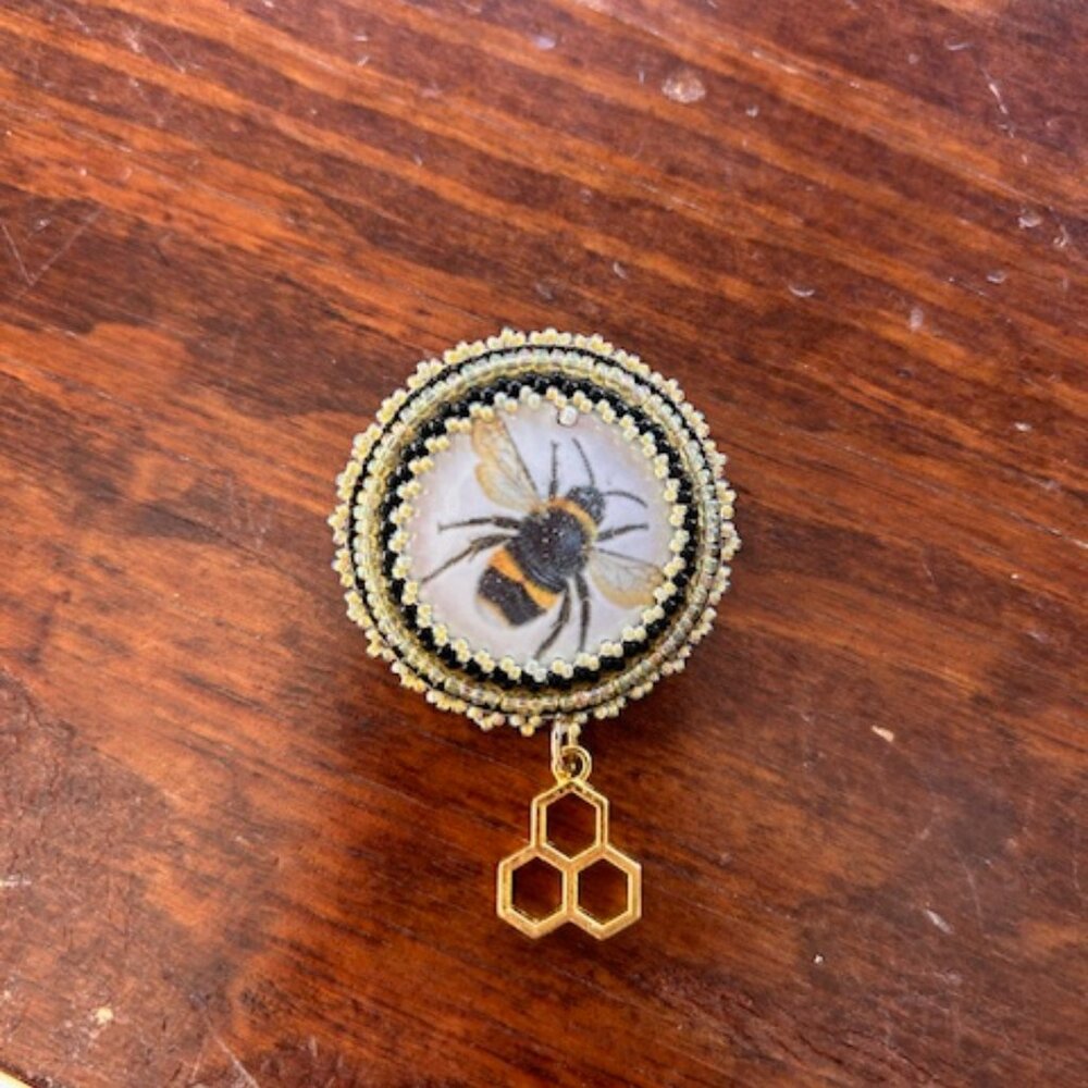 Bumblebee pin/slider